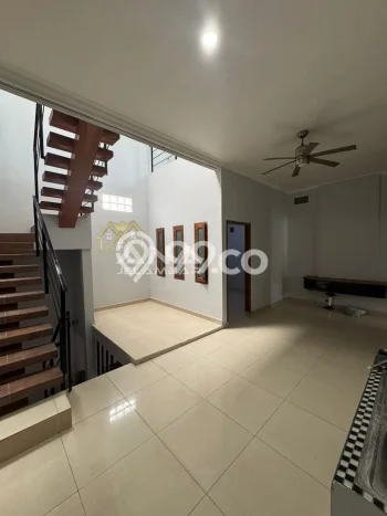 Sewa Rumah Murah di Jelambar Jakarta Barat dengan 3 KT Sewa Rumah Murah di Jelambar Jakarta Barat dengan 3 KT