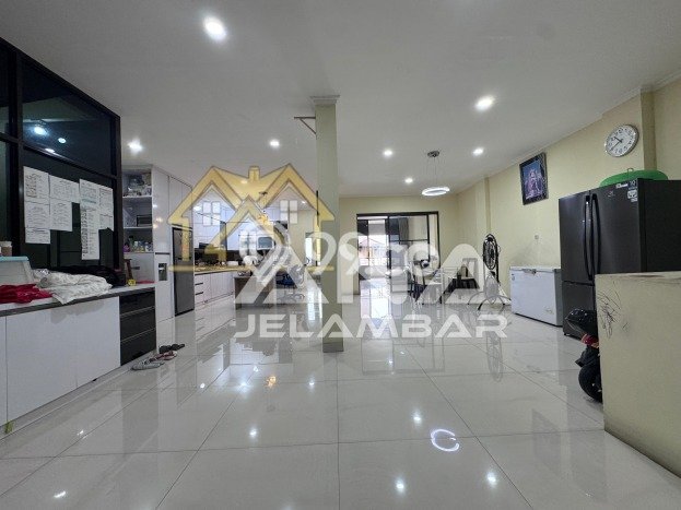 Jarang Ada! Rumah Sewa 8 Kamar Nyaman Siap Huni Jelambar Jarang Ada! Rumah Sewa 8 Kamar Nyaman Siap Huni Jelambar