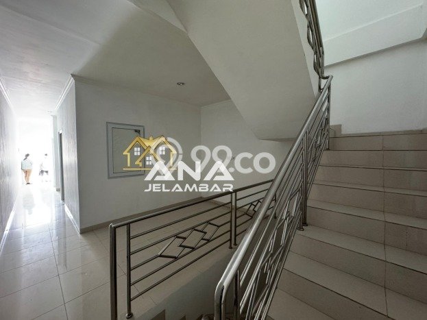 Sewa Rumah Murah di Jelambar Jakarta Barat dengan 3 Kamar Tidur Sewa Rumah Murah di Jelambar Jakarta Barat dengan 3 Kamar Tidur