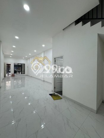 Rumah Elit Modern Siap Huni di Jelambar Jakarta Barat Rumah Elit Modern Siap Huni di Jelambar Jakarta Barat