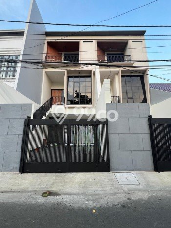 Rumah Luxury Modern Siap Huni di Tomang Jakarta Barat Rumah Luxury Modern Siap Huni di Tomang Jakarta Barat