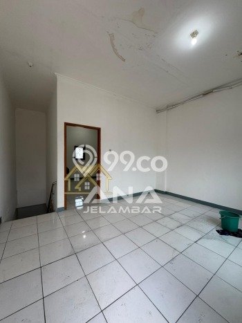 Jarang Ada! Rumah Kontrakan 2 Kamar Bagus Siap Huni Jelambar Jarang Ada! Rumah Kontrakan 2 Kamar Bagus Siap Huni Jelambar