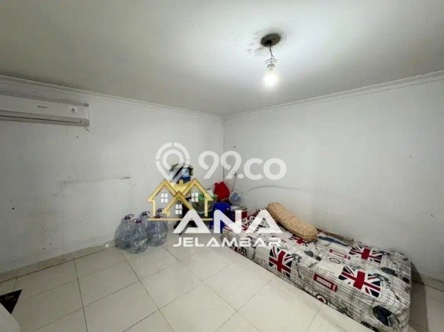 Rumah Mewah LB 221m2 Siap Huni Desain Elegan di Jelambar, Jakarta Barat Rumah Mewah LB 221m2 Siap Huni Desain Elegan di Jelambar, Jakarta Barat