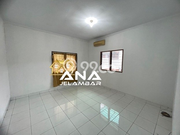 Jarang Ada! Rumah Sewa 4 Kamar Nyaman Siap Huni Jelambar Jarang Ada! Rumah Sewa 4 Kamar Nyaman Siap Huni Jelambar