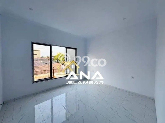 Dijual Hunian Rumah Terawat 4 KT di Jelambar, Jakarta Barat Dijual Hunian Rumah Terawat 4 KT di Jelambar, Jakarta Barat