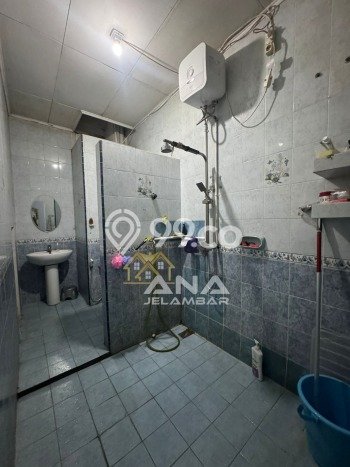 Dijual Hunian Rumah Terawat 5 Kamar di Jelambar, Jakarta Barat Dijual Hunian Rumah Terawat 5 Kamar di Jelambar, Jakarta Barat