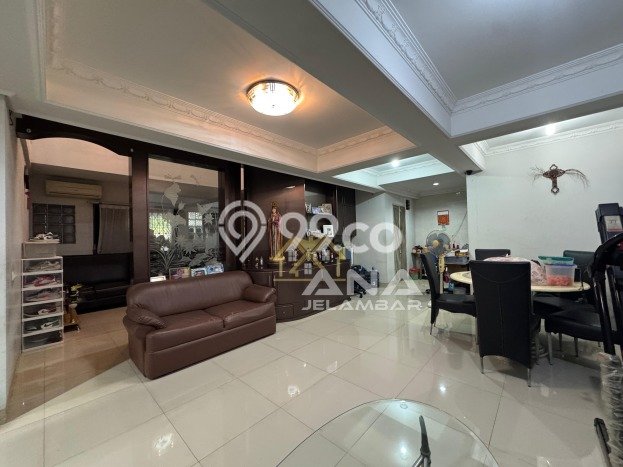 For Sale! Premium House LT 253m2 Desain Elegan di Jelambar For Sale! Premium House LT 253m2 Desain Elegan di Jelambar
