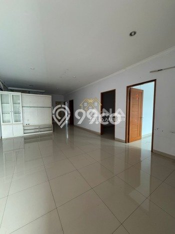 Ready to Use! Luxury House LT 180m2 Desain Modern di Jelambar Ready to Use! Luxury House LT 180m2 Desain Modern di Jelambar