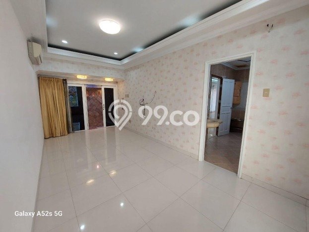 Dijual Rumah Luas Megah Dengan View Eksklusif di Tanjung Duren, Jakarta Barat Dijual Rumah Luas Megah Dengan View Eksklusif di Tanjung Duren, Jakarta Barat