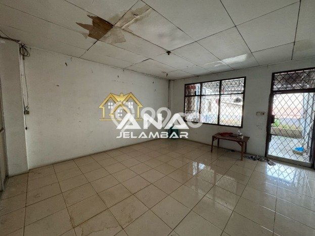 Rumah Elit Modern Tanpa Renovasi di Jelambar Jakarta Barat Rumah Elit Modern Tanpa Renovasi di Jelambar Jakarta Barat
