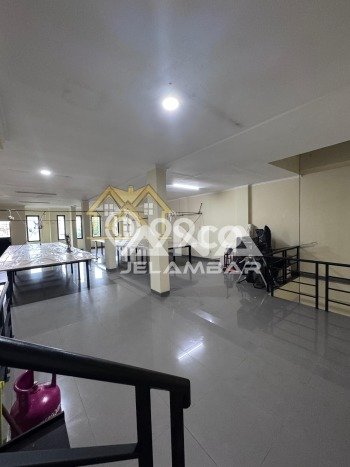 Jarang Ada! Rumah Sewa 8 Kamar Nyaman Siap Huni Jelambar Jarang Ada! Rumah Sewa 8 Kamar Nyaman Siap Huni Jelambar