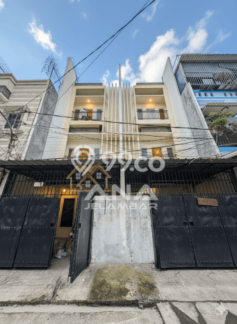 Jual Rumah Eksklusif 2 KT di Jelambar, Jakarta Barat Jual Rumah Eksklusif 2 KT di Jelambar, Jakarta Barat