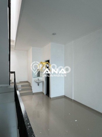 Sewa Rumah Harga Terjangkau di Jelambar Jakarta Barat dengan 1 KT Sewa Rumah Harga Terjangkau di Jelambar Jakarta Barat dengan 1 KT