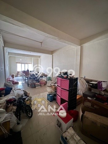 Sewa Rumah Harga Terjangkau di Jelambar Jakarta Barat dengan 4 Kamar Tidur Sewa Rumah Harga Terjangkau di Jelambar Jakarta Barat dengan 4 Kamar Tidur