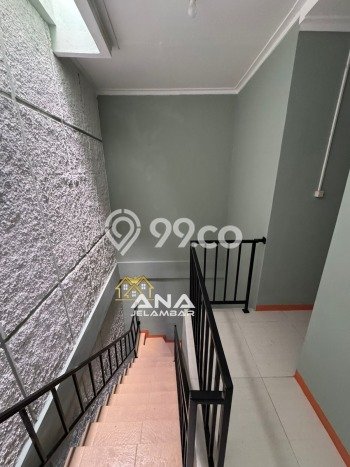 Rumah Modern 23 KT di Jelambar Jakarta Barat Rumah Modern 23 KT di Jelambar Jakarta Barat