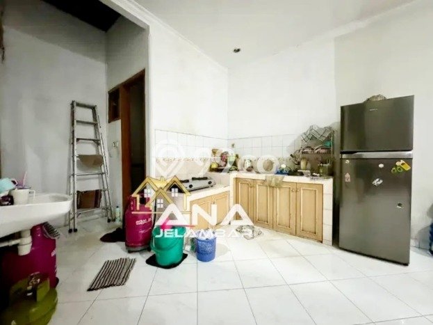 Rumah Luxury Modern Siap Huni di Jelambar Jakarta Barat Rumah Luxury Modern Siap Huni di Jelambar Jakarta Barat