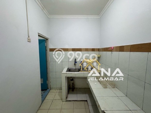 Disewakan Rumah Murah di Jelambar Jakarta Barat Punya 2 Kamar Tidur Disewakan Rumah Murah di Jelambar Jakarta Barat Punya 2 Kamar Tidur