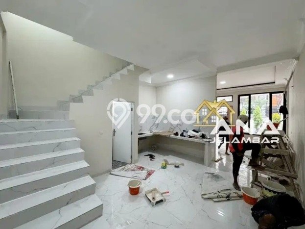 Hunian Mewah LB 175m2 Siap Pakai Desain Elegan di Jelambar, Jakarta Barat Hunian Mewah LB 175m2 Siap Pakai Desain Elegan di Jelambar, Jakarta Barat