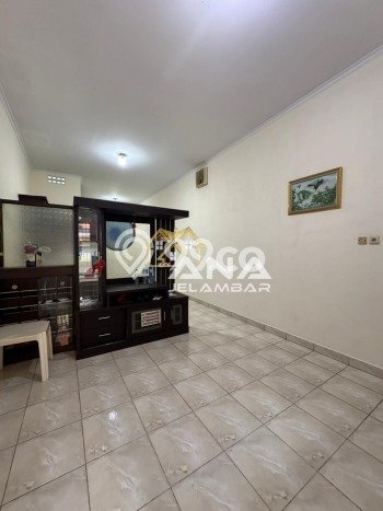 Dijual Hunian Rumah Nyaman 4 Kamar di Jelambar, Jakarta Barat Dijual Hunian Rumah Nyaman 4 Kamar di Jelambar, Jakarta Barat