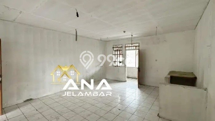 Rumah Mewah LB 213m2 Siap Huni Desain Elegan di Jelambar, Jakarta Barat Rumah Mewah LB 213m2 Siap Huni Desain Elegan di Jelambar, Jakarta Barat