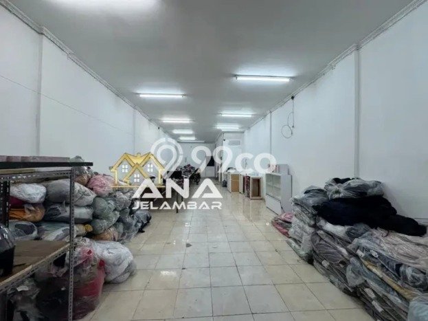 Jual Rumah Mewah Megah Dengan View Cantik di Jelambar, Jakarta Barat Jual Rumah Mewah Megah Dengan View Cantik di Jelambar, Jakarta Barat