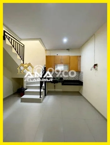 For Sale Hunian Rumah Nyaman 2 Kamar di Jelambar, Jakarta Barat For Sale Hunian Rumah Nyaman 2 Kamar di Jelambar, Jakarta Barat