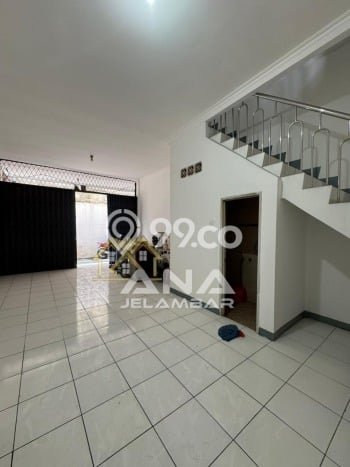 Jarang Ada! Rumah Kontrakan 2 Kamar Bagus Siap Huni Jelambar Jarang Ada! Rumah Kontrakan 2 Kamar Bagus Siap Huni Jelambar