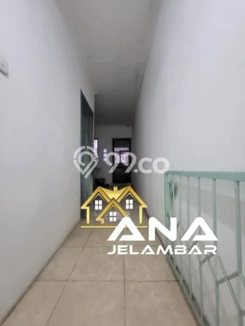 Ruko untuk Disewa di Pusat Jakarta Barat Luas Bangunan 137m2 Ruko untuk Disewa di Pusat Jakarta Barat Luas Bangunan 137m2