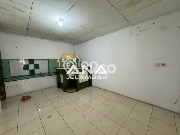 Disewakan Ruko di Kawasan Ramai Jelambar Luas 135m2 Disewakan Ruko di Kawasan Ramai Jelambar Luas 135m2
