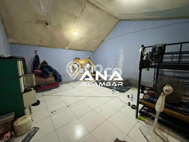 Dijual! Gudang di Jelambar Jakarta Barat LT 190m2 / LB 450m2 Kawasan Strategis Dijual! Gudang di Jelambar Jakarta Barat LT 190m2 / LB 450m2 Kawasan Strategis