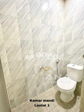 Unit Komersial Disewakan di Jakarta Barat Kawasan Strategis Harga Kompetitif Unit Komersial Disewakan di Jakarta Barat Kawasan Strategis Harga Kompetitif