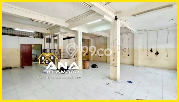 Gudang Dijual di Jakarta Barat LT 203m2 & LB 355m2 Lokasi Terbaik! Gudang Dijual di Jakarta Barat LT 203m2 & LB 355m2 Lokasi Terbaik!