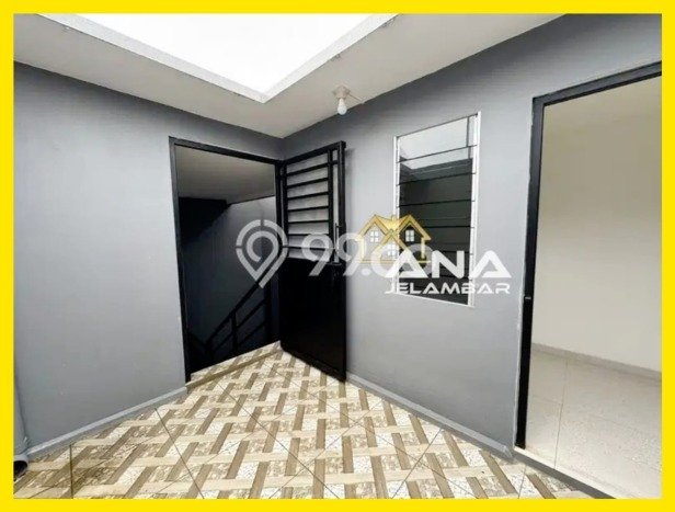 Ruko Dijual di Jakarta Barat LT 70m2 & LB 175m2 Lokasi Terbaik! Ruko Dijual di Jakarta Barat LT 70m2 & LB 175m2 Lokasi Terbaik!