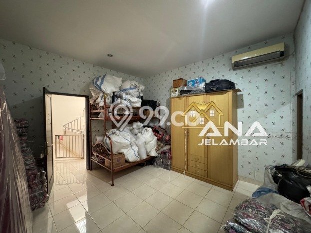 Unit Komersial Disewakan di Jakarta Barat Kawasan Strategis Harga Kompetitif Unit Komersial Disewakan di Jakarta Barat Kawasan Strategis Harga Kompetitif