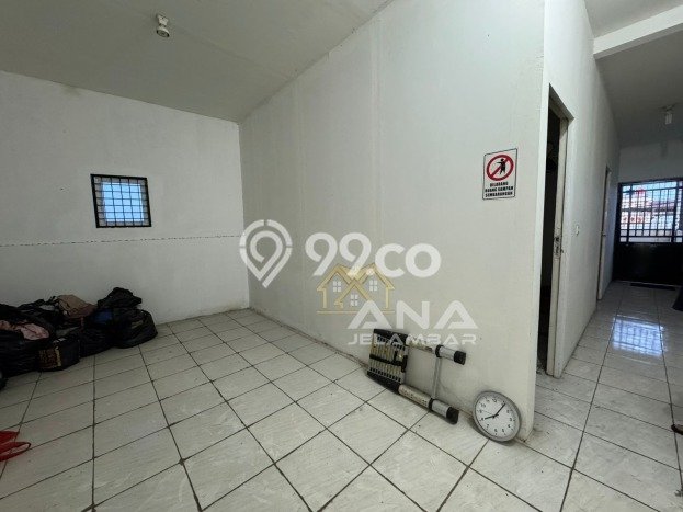Ruko Bagus Dijual LB 275m2 Lokasi Strategis Jakarta Barat Area Cocok untuk Bisnis Ruko Bagus Dijual LB 275m2 Lokasi Strategis Jakarta Barat Area Cocok untuk Bisnis