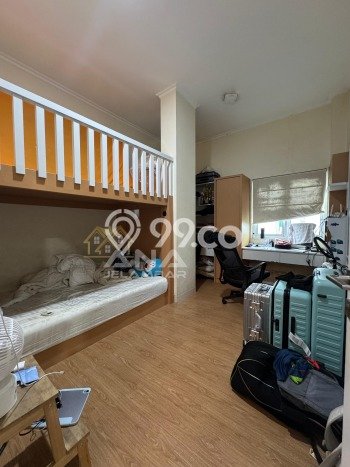 Untuk Dijual! Ruko di Jelambar Jakarta Barat LT 230m2 / LB 1050m2 Kawasan Strategis Untuk Dijual! Ruko di Jelambar Jakarta Barat LT 230m2 / LB 1050m2 Kawasan Strategis