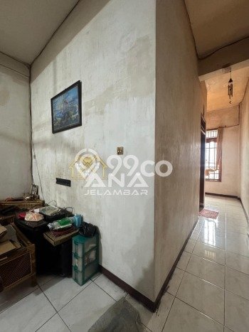 Unit Ruko Dijual di Jakarta Barat LT 70m2 & LB 185m2 Unit Ruko Dijual di Jakarta Barat LT 70m2 & LB 185m2