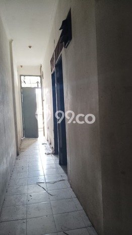 Ruko Disewa di Jakarta Barat dengan LB 195m2 Area Komersial Ramai Ruko Disewa di Jakarta Barat dengan LB 195m2 Area Komersial Ramai