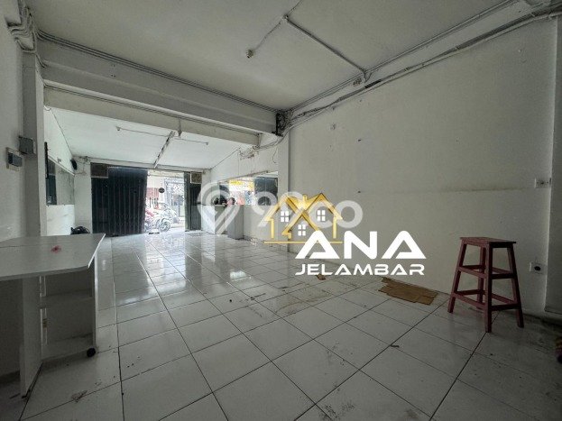Unit Komersial Disewakan di Jakarta Barat Kawasan Strategis Harga Kompetitif Unit Komersial Disewakan di Jakarta Barat Kawasan Strategis Harga Kompetitif