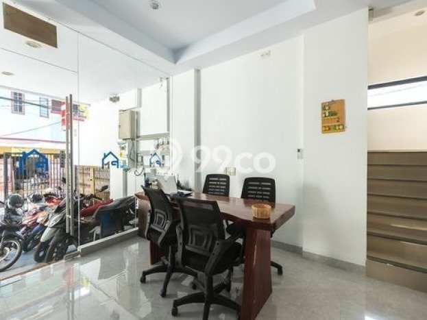 Dijual Kost 17 Kamar di Jakarta Barat untuk Aset Anda Dijual Kost 17 Kamar di Jakarta Barat untuk Aset Anda