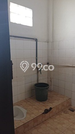 Ruko Disewa di Jakarta Barat dengan LB 195m2 Area Komersial Ramai Ruko Disewa di Jakarta Barat dengan LB 195m2 Area Komersial Ramai
