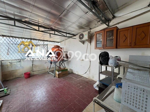 Ruko Bagus Dijual LB 120m2 Lokasi Strategis Jakarta Barat Area Cocok untuk Berbisnis Ruko Bagus Dijual LB 120m2 Lokasi Strategis Jakarta Barat Area Cocok untuk Berbisnis