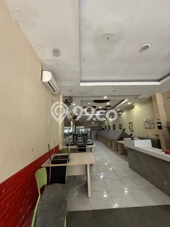 Ruko Disewa di Jakarta Utara dengan LB 150m2 Area Komersial Ramai Ruko Disewa di Jakarta Utara dengan LB 150m2 Area Komersial Ramai