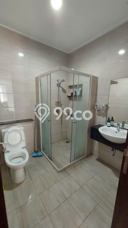 Rumah Mewah LB 470m2 Siap Huni Desain Elegan di Golf Island, Jakarta Utara Rumah Mewah LB 470m2 Siap Huni Desain Elegan di Golf Island, Jakarta Utara