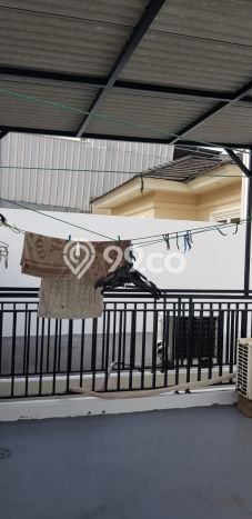 Rumah Elit LB 182m2 Siap Huni Desain Elegan di Duta Garden, Tangerang Rumah Elit LB 182m2 Siap Huni Desain Elegan di Duta Garden, Tangerang