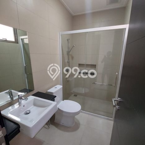 Rumah Elit Modern Tanpa Renovasi di Pantai Indah Kapuk 2 Jakarta Utara Rumah Elit Modern Tanpa Renovasi di Pantai Indah Kapuk 2 Jakarta Utara