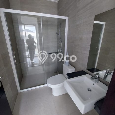 Rumah Elit Modern Tanpa Renovasi di Pantai Indah Kapuk 2 Jakarta Utara Rumah Elit Modern Tanpa Renovasi di Pantai Indah Kapuk 2 Jakarta Utara