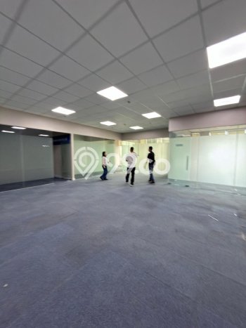 Unit Komersial Disewakan di Jakarta Utara Area Strategis Harga Kompetitif Unit Komersial Disewakan di Jakarta Utara Area Strategis Harga Kompetitif