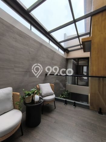 Rumah Luas Asri 4 KT Siap Pakai di Citra Garden Jakarta Barat Rumah Luas Asri 4 KT Siap Pakai di Citra Garden Jakarta Barat