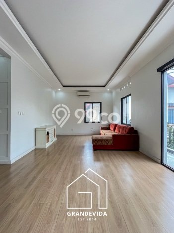 Siap Huni Hunian Elit 5 Kamar di Cilandak Dekat ke Mana Pun Siap Huni Hunian Elit 5 Kamar di Cilandak Dekat ke Mana Pun